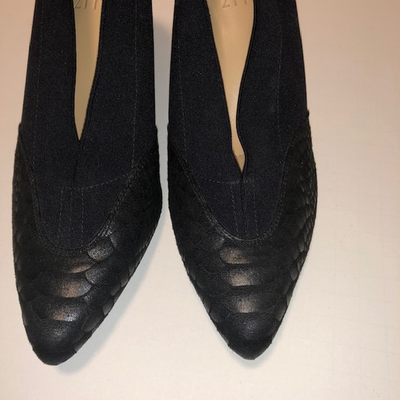 Ladies Attractive high heels size 7.5 US Naturalizer - Picture 3 of 6